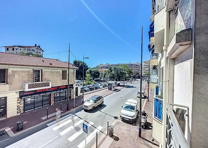 T2 Climatise Au Coeur De Juan Les Pins - 200m De La Apartman *