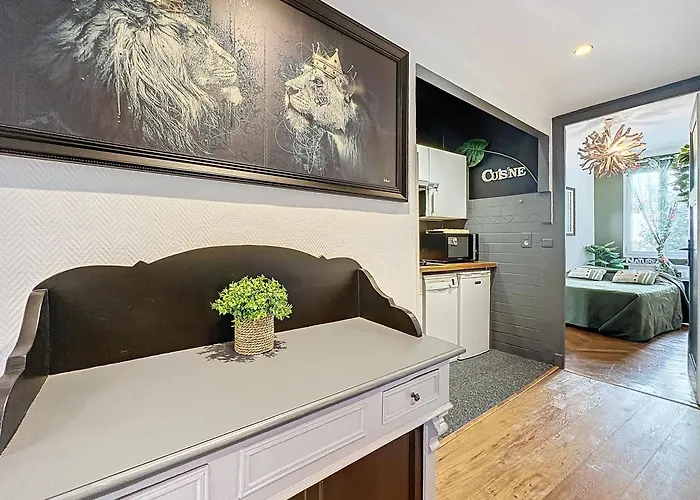 T2 Climatise Au Coeur De Juan Les Pins - 200m De La